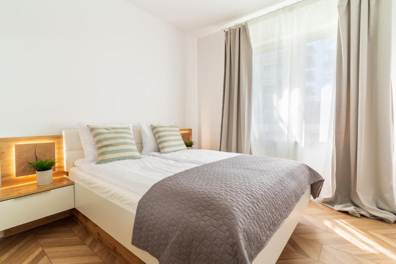 Over The River - Widok Na Rzeke, Przy Parku, Parking, Winda, Netflix I Max, Centrum Ilawa Bagian luar foto